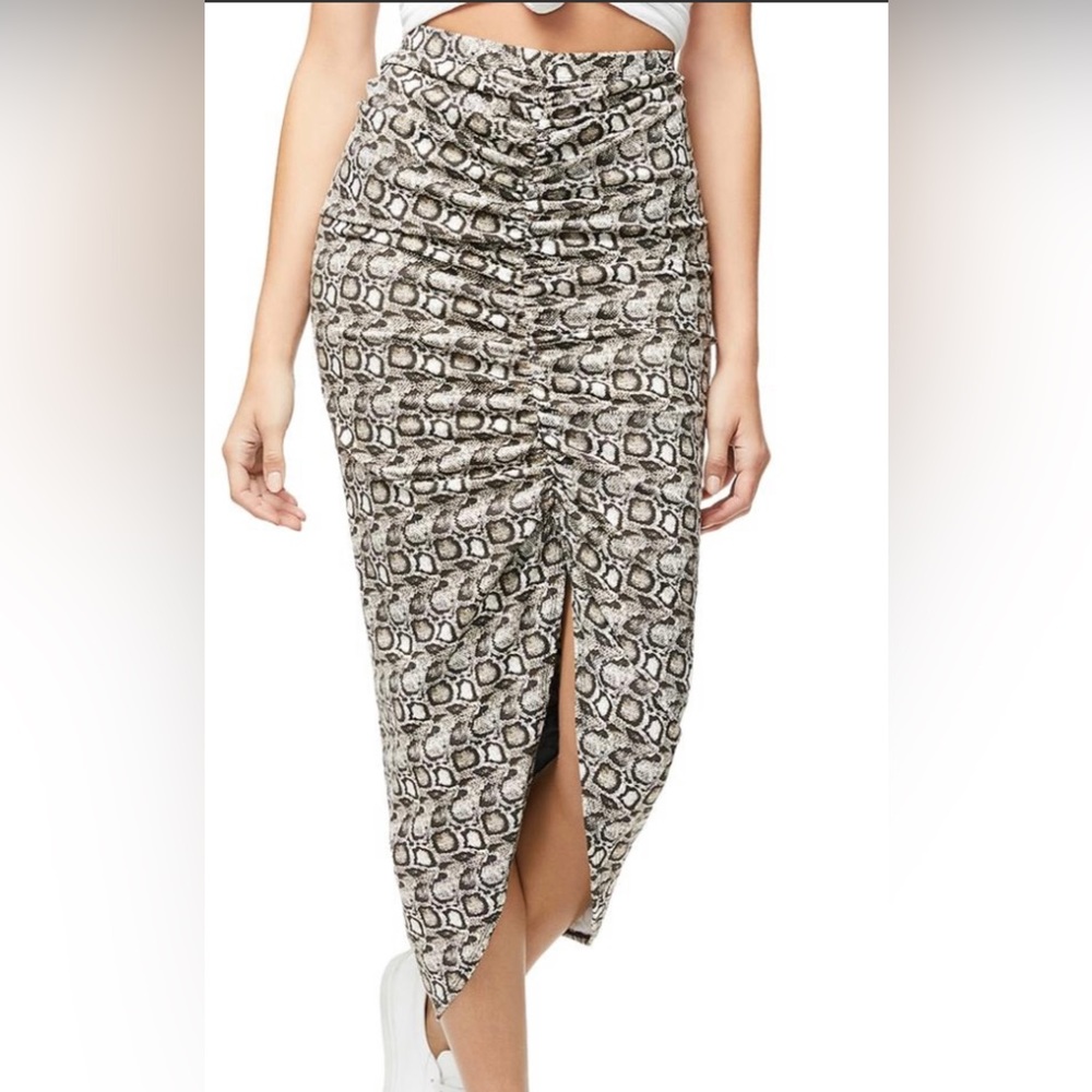 Good American Printed Ruched Skirt